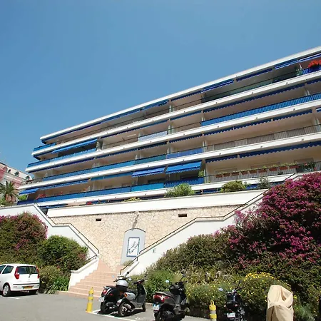 شقة Lumineux Avec Grande Terrasse Et Garage Prive - Fr-1-196-276 مينتون