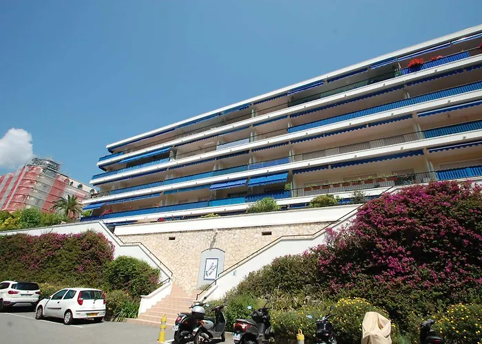 Lejlighed Lumineux Avec Grande Terrasse Et Garage Prive - Fr-1-196-276 Menton